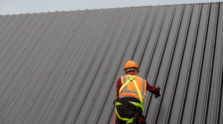 Professional metal roof installation services in Crestline, OH